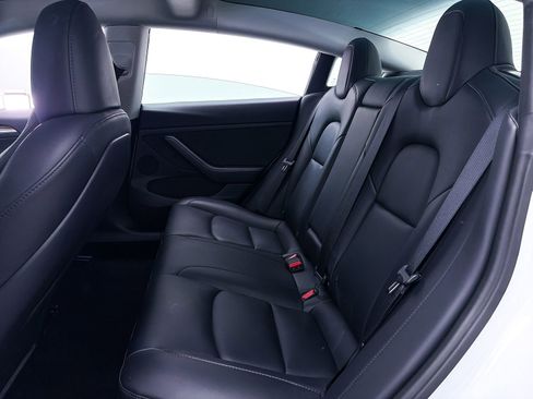 Used 2023 Tesla Model 3 Standard Range RWD image 43