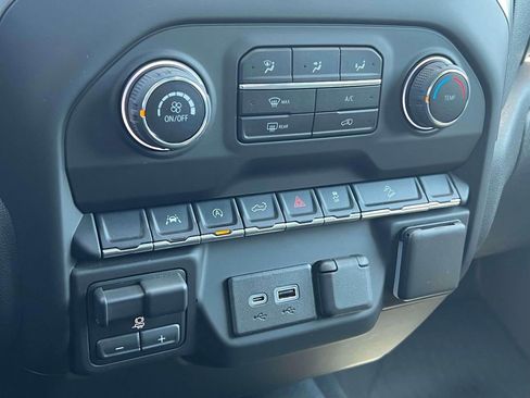 Used 2023 Chevrolet Silverado 1500 Custom Trail Boss w/ Midnight Edition image 27