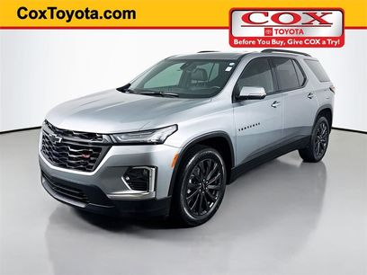 Used 2023 Chevrolet Traverse RS