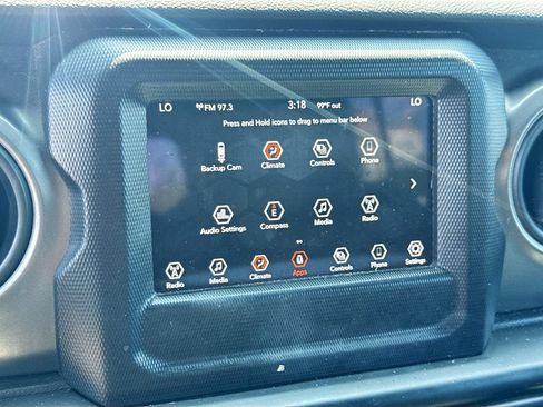 Used 2022 Jeep Wrangler Unlimited Sport AWD/4WD image 14