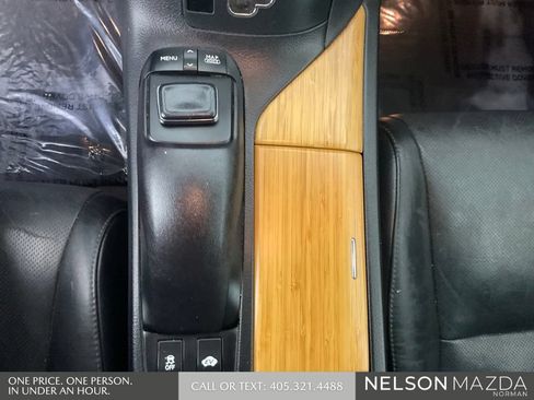 Used 2015 Lexus RX 450h AWD image 37