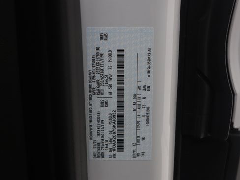 Used 2025 Ford Transit 350 XL RWD image 33