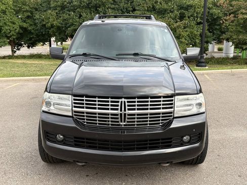 Used 2010 Lincoln Navigator 4WD image 5