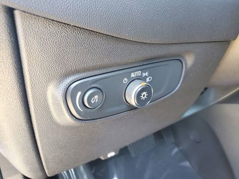 Certified 2024 Chevrolet Equinox LT w/ LPO, Floor Liner Package FWD image 23