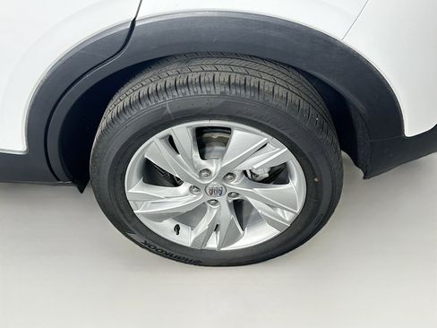 Used 2024 Buick Encore GX Preferred image 11