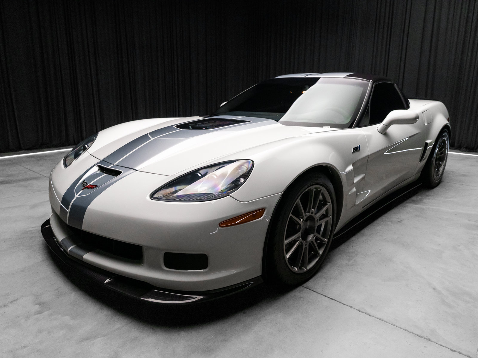 Used 2013 Chevrolet Corvette ZR1 w/ 3ZR Preferred Equipment Group RWD image 10