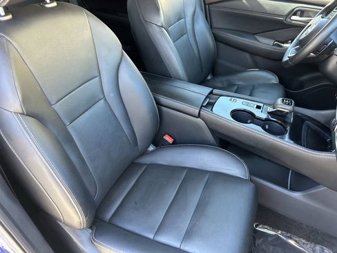 Certified 2023 Nissan Rogue SL w/ SL Premium Package image 11