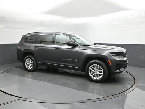 New 2025 Jeep Grand Cherokee L Laredo w/ Luxury Tech Group I image 17