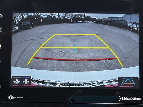 Used 2021 Toyota Camry SE w/ Cold Weather Package image 16