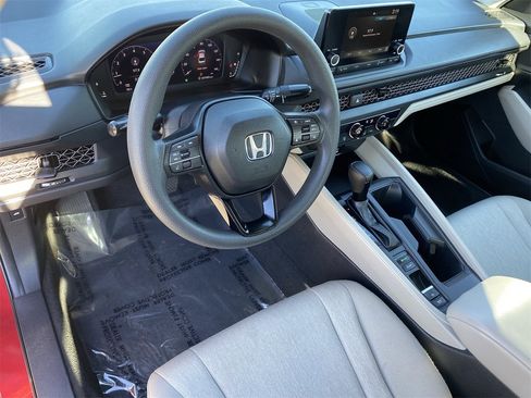 Used 2023 Honda Accord LX image 17