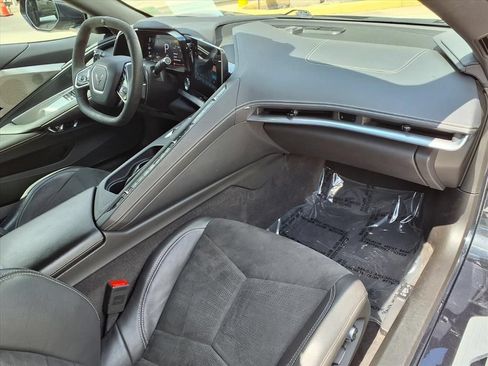 Used 2024 Chevrolet Corvette Stingray Preferred Cpe w/ 2LT RWD image 8