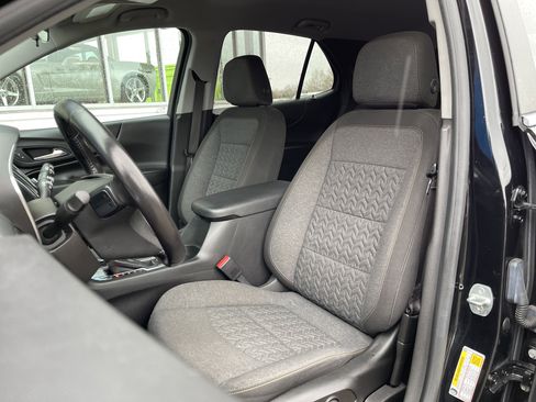 Used 2022 Chevrolet Equinox LT image 16