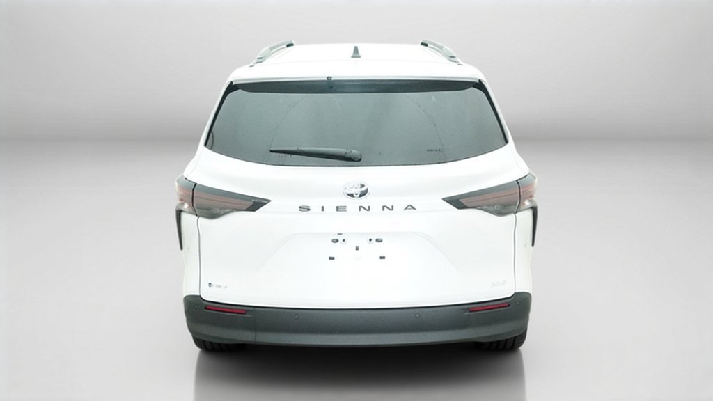 New 2026 Toyota Sienna XLE FWD image 12