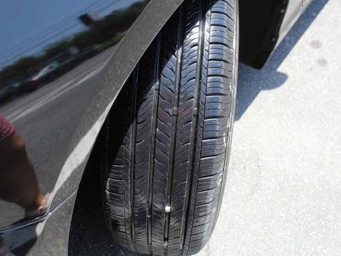 Used 2015 Hyundai Sonata SE w/ Option Group 09 FWD image 30