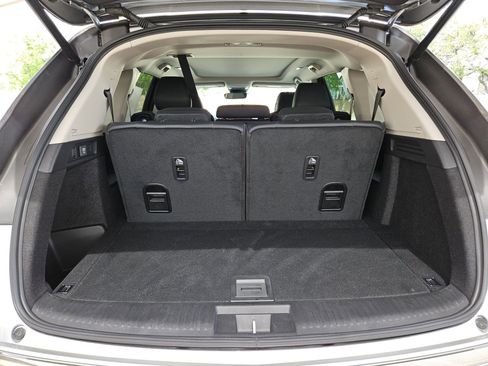 New 2026 Acura MDX SH-AWD image 23