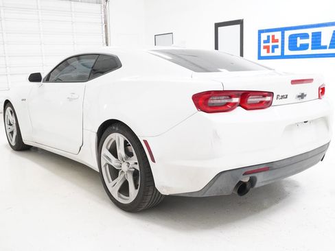 Used 2021 Chevrolet Camaro LT RWD image 7