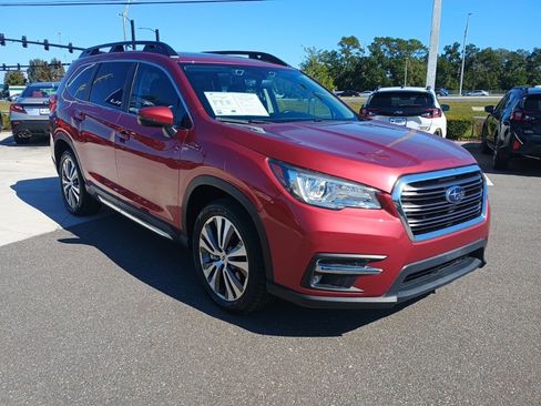 Certified 2022 Subaru Ascent Limited w/ Technology Package image 3