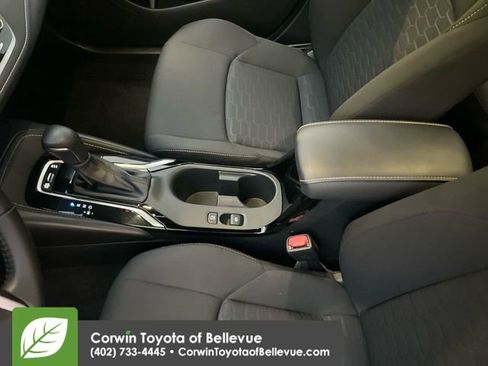 Certified 2025 Toyota Corolla SE image 17