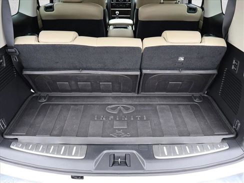 Used 2023 INFINITI QX80 Premium Select w/ All-Season Package AWD/4WD image 6