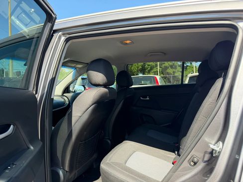 Used 2016 Kia Sportage LX w/ LX Popular Package image 12