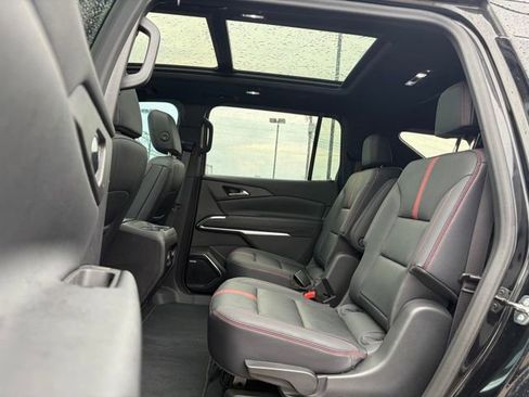 Used 2024 Chevrolet Traverse RS w/ LPO, Floor Liner Package image 20