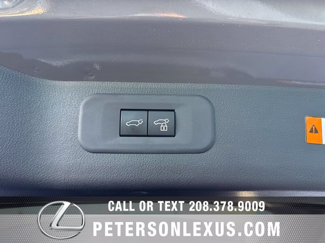 Used 2025 Lexus TX 500h AWD w/ Technology Package image 25