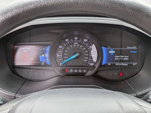 Certified 2022 Ford Edge SE w/ Black Appearance Package AWD/4WD image 10