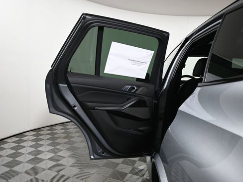 New 2026 BMW X5 xDrive40i w/ M Sport Package AWD/4WD image 32