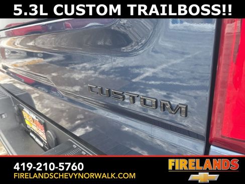 Used 2021 Chevrolet Silverado 1500 Custom Trail Boss w/ LPO, Dark Essentials Package image 38