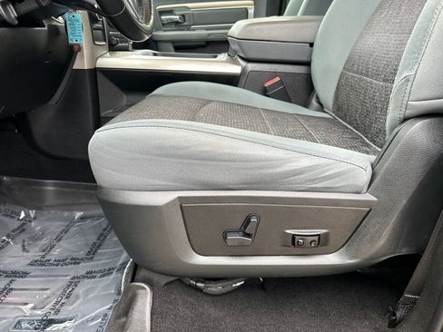 Used 2018 RAM 3500 Big Horn AWD/4WD image 17