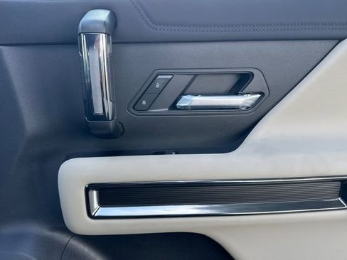 New 2026 GMC Hummer EV SUV w/ LPO, Sport Package image 20