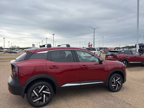 New 2026 Nissan Kicks SV w/ SV Premium Package image 4