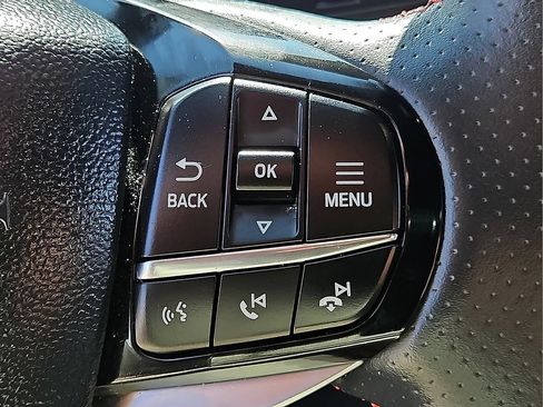 Used 2025 Ford Explorer ST-Line AWD/4WD image 23