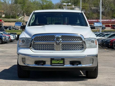 Used 2013 RAM 1500 Laramie w/ Convenience Group AWD/4WD image 3