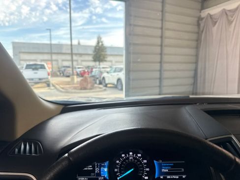 Used 2022 Ford Edge SEL w/ Convenience Package AWD/4WD image 25