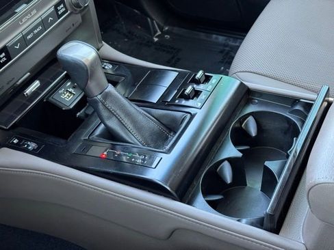 Used 2020 Lexus GX 460 Premium image 35