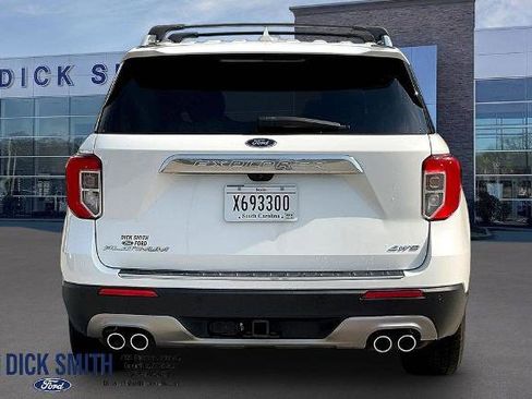 Certified 2022 Ford Explorer Platinum w/ Equipment Group 601A image 5