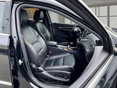 Used 2019 Chevrolet Impala Premier FWD image 9