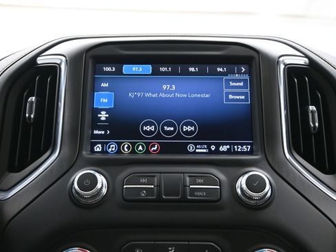 Used 2023 GMC Sierra 2500 AT4 w/ AT4 Premium Plus Package image 30