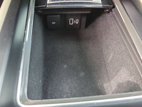Certified 2025 Lincoln Corsair FWD image 27