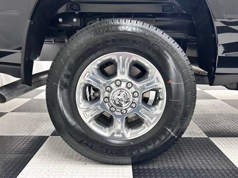 New 2026 RAM 2500 Big Horn AWD/4WD image 8