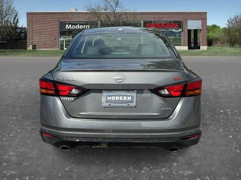 Certified 2024 Nissan Altima 2.5 SR w/ SR Premium Package AWD/4WD image 3
