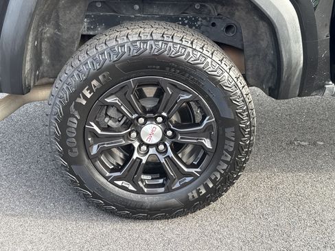 Used 2023 GMC Canyon Elevation w/ Trailering Package image 18