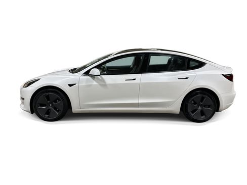 Certified 2023 Tesla Model 3 Standard Range RWD image 3