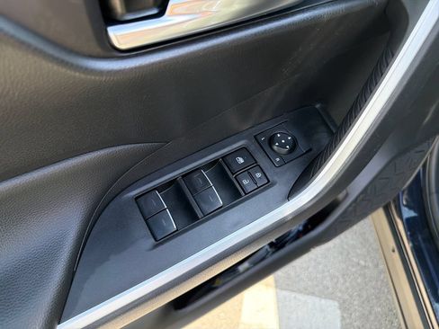 Used 2024 Toyota RAV4 XLE FWD image 20
