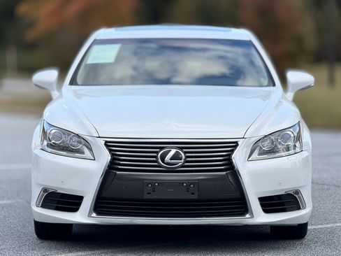 Used 2014 Lexus LS 460 image 2
