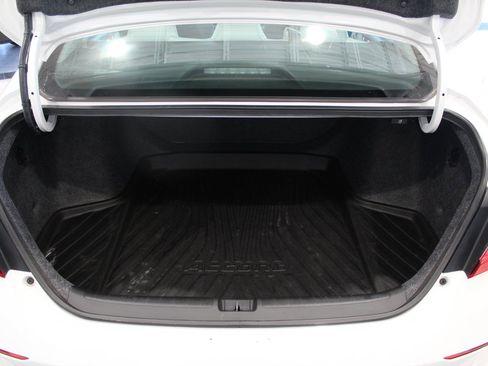 Used 2021 Honda Accord LX image 19