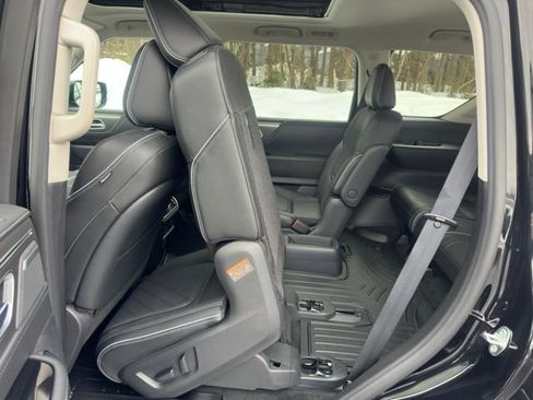 Used 2026 INFINITI QX80 Luxe w/ Cargo Package image 23