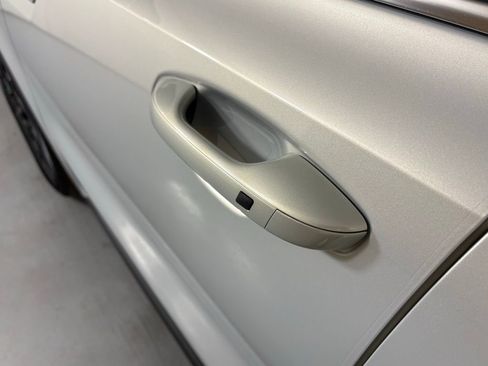 New 2026 Kia Sorento S image 12