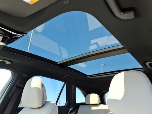 New 2026 Mercedes-Benz GLC 300 GLC 300 image 15